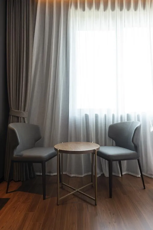 Brown-Dot Hotel Shinho Busan