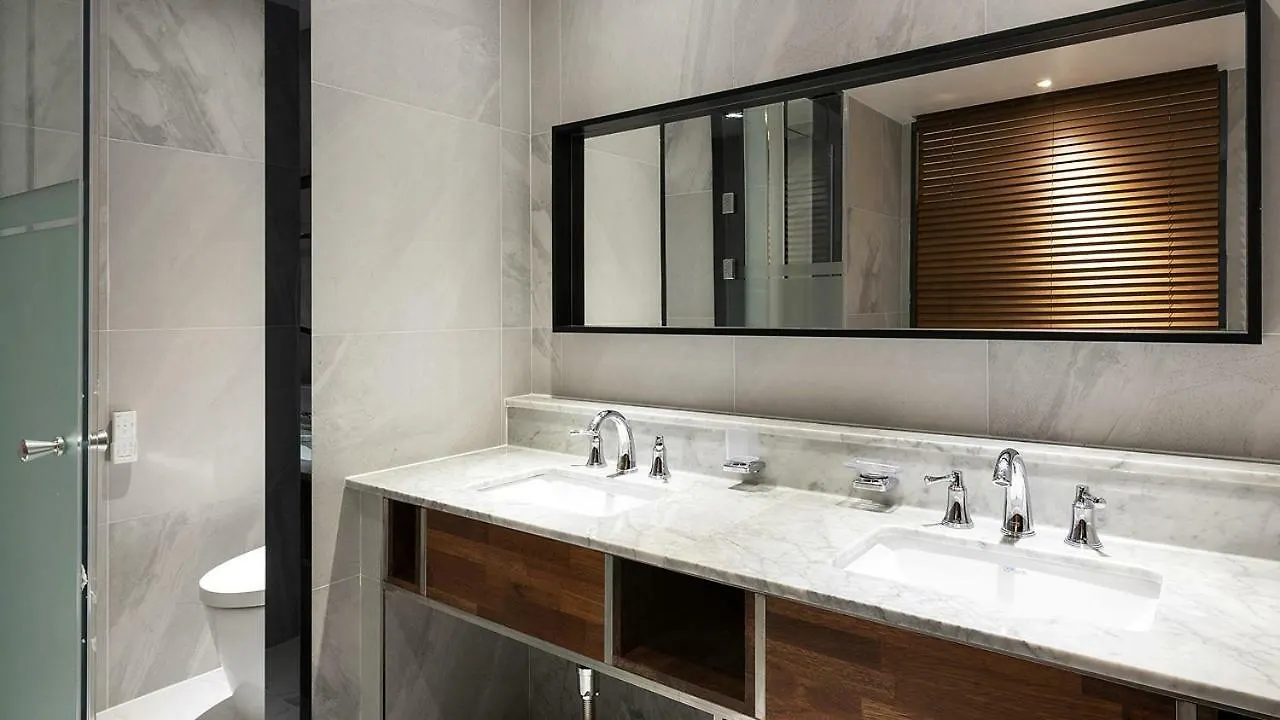 Brown-Dot Hotel Shinho Busan 3*,