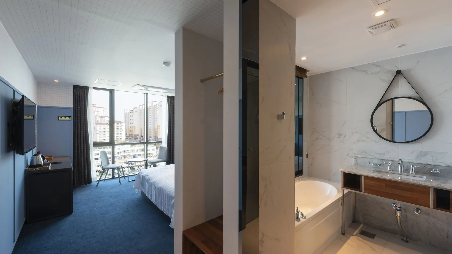 Brown-Dot Hotel Shinho Busan