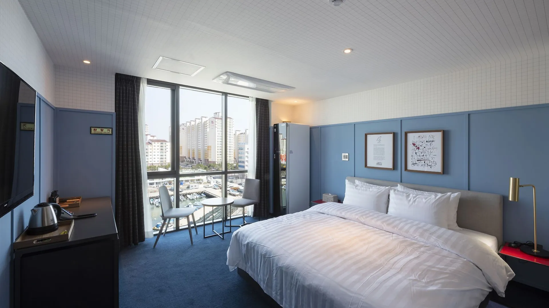 Brown-Dot Hotel Shinho Busan