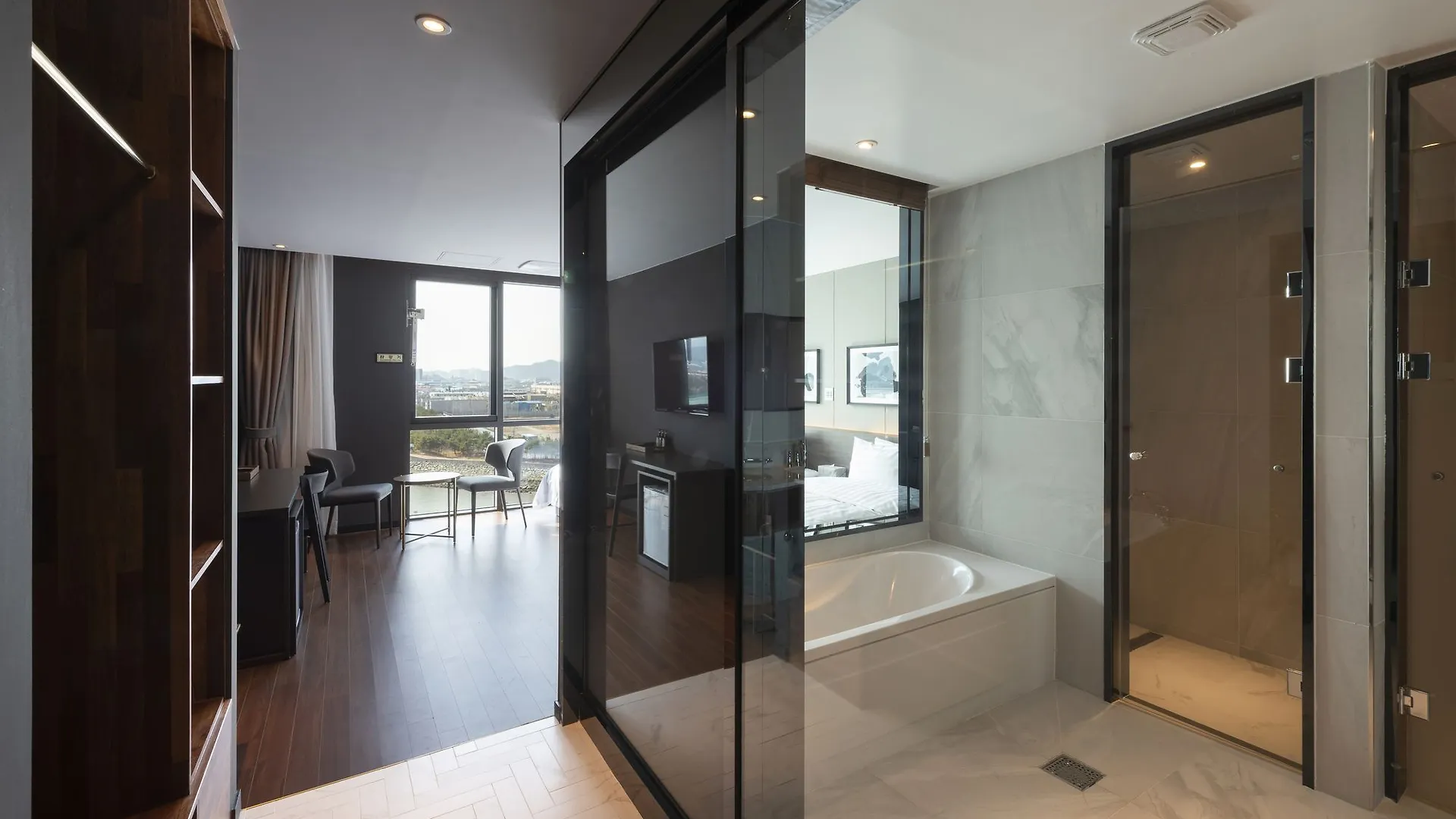 ***  Brown-Dot Hotel Shinho Busan Südkorea