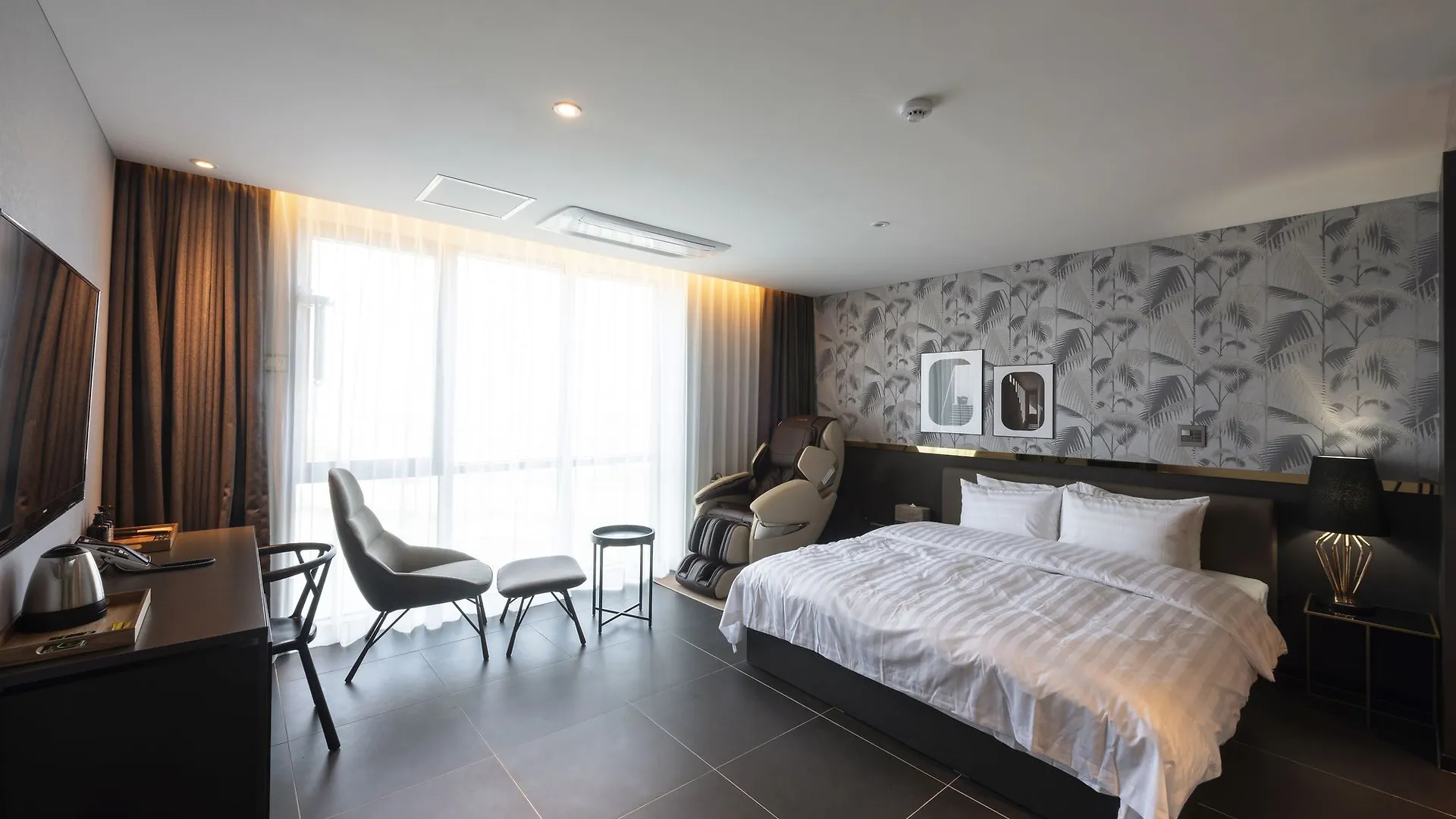 Brown-Dot Hotel Shinho Busan 3*,